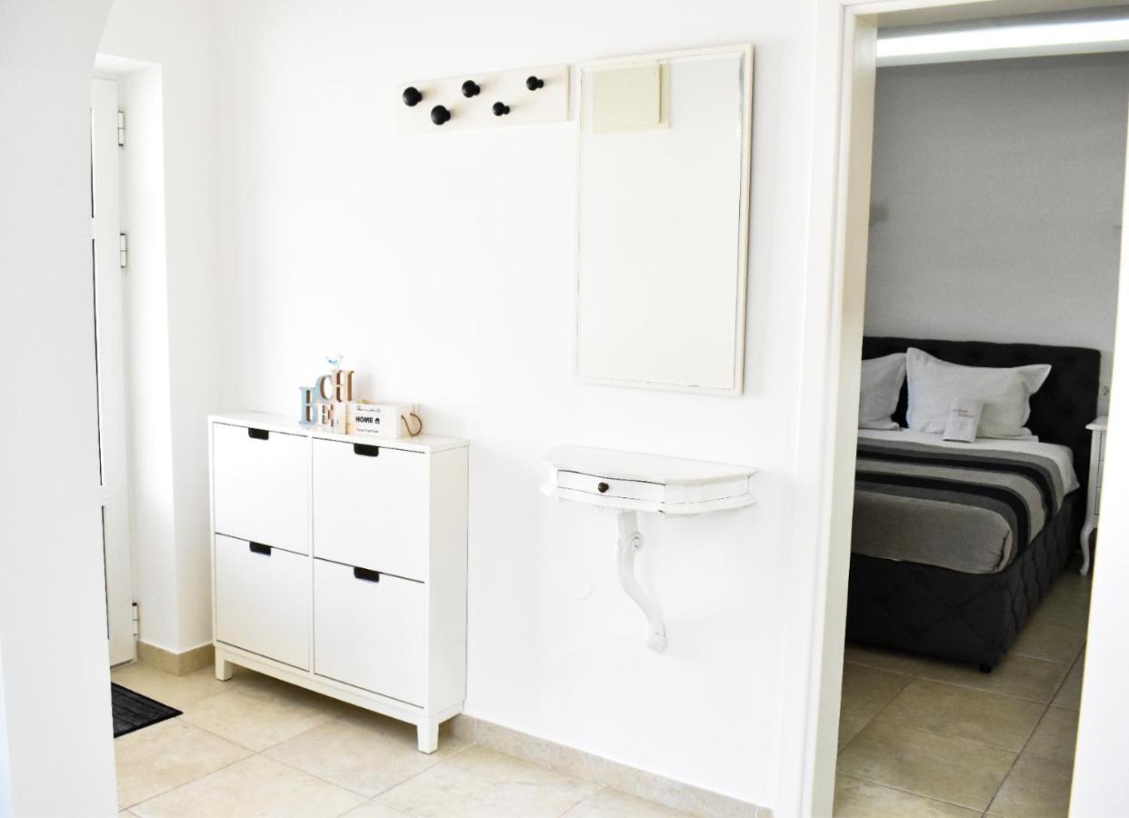 Paunovic Apartments Tivat Exterior foto