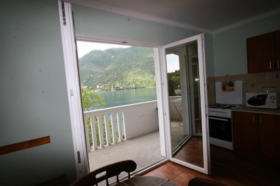 Paunovic Apartments Tivat Cameră foto